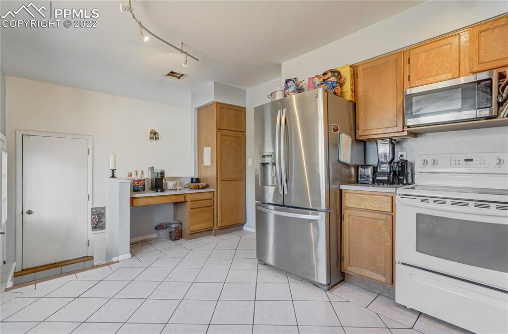 Listing 1499489, Image 13 of 42