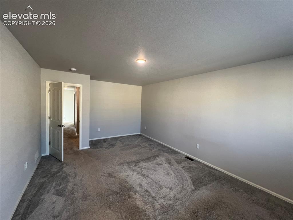 Image 11 of 23: Bedroom
