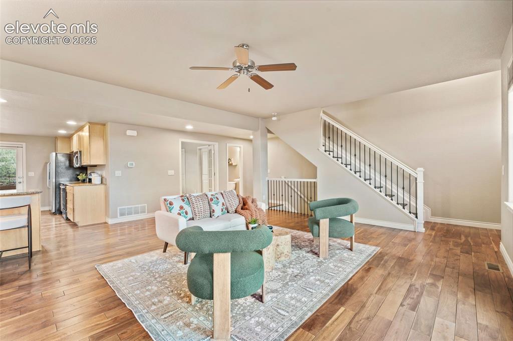 Image 11 of 50: Living Room