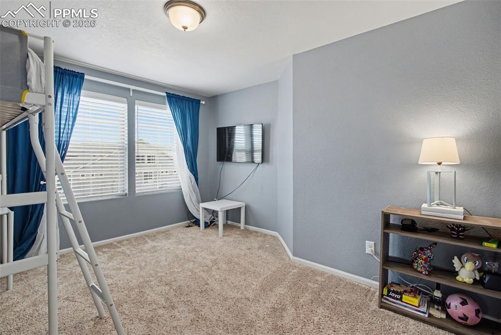 Image 20 of 34: Bedroom