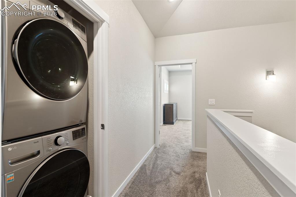 Image 13 of 26: Laundry