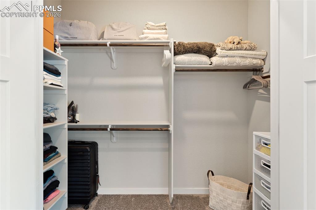 Image 16 of 26: Closet