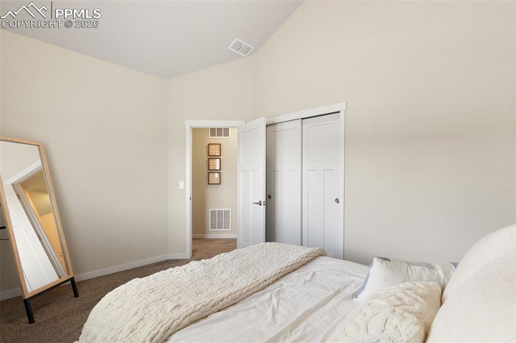 Image 20 of 26: Bedroom