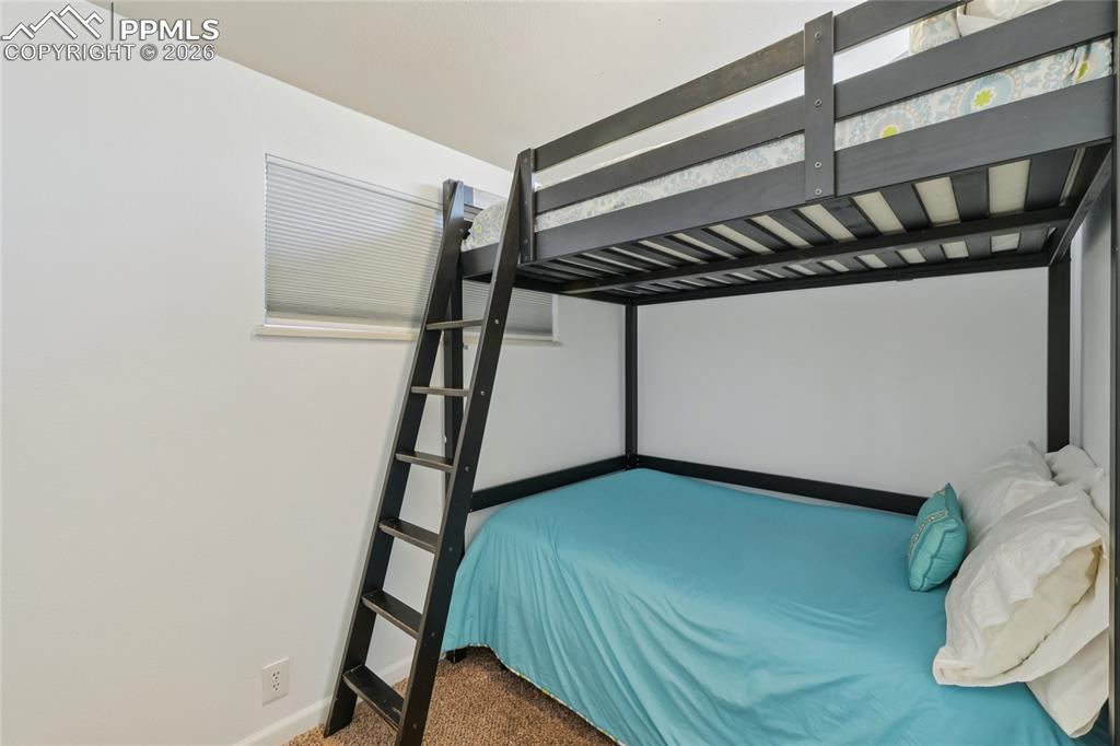 Image 12 of 20: Bedroom