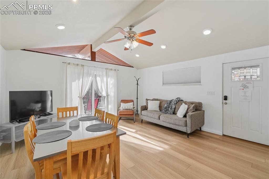 Image 4 of 20: Living Room