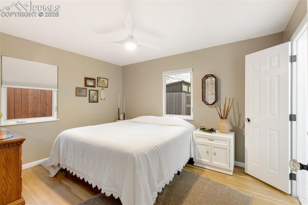 Image 29 of 43: Bedroom