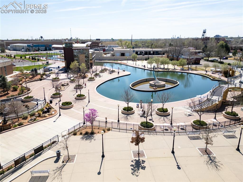 Image 19 of 21: Pool