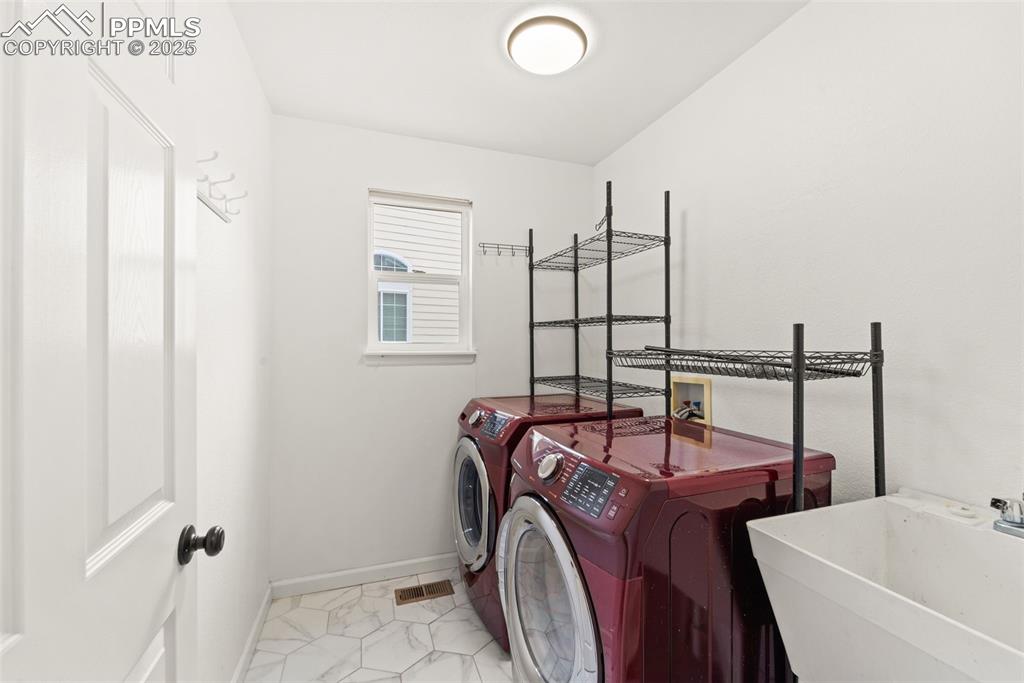 Image 16 of 43: Laundry