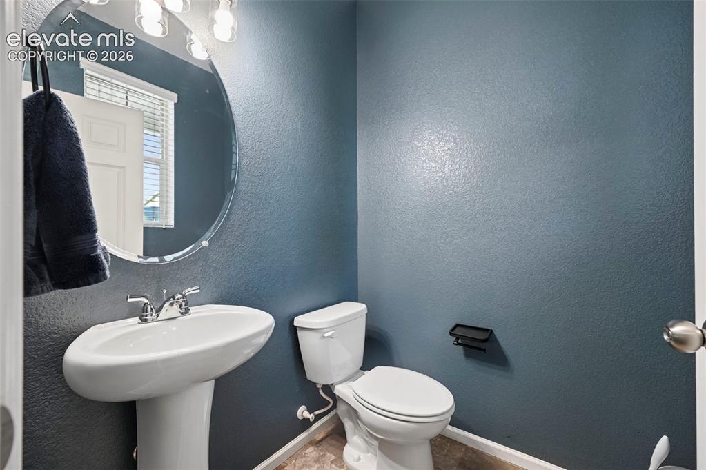 Image 13 of 48: Bathroom