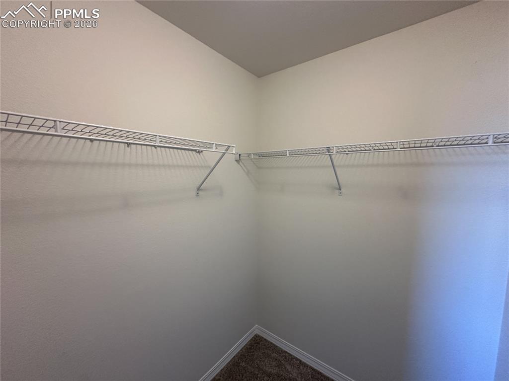 Image 21 of 30: Closet