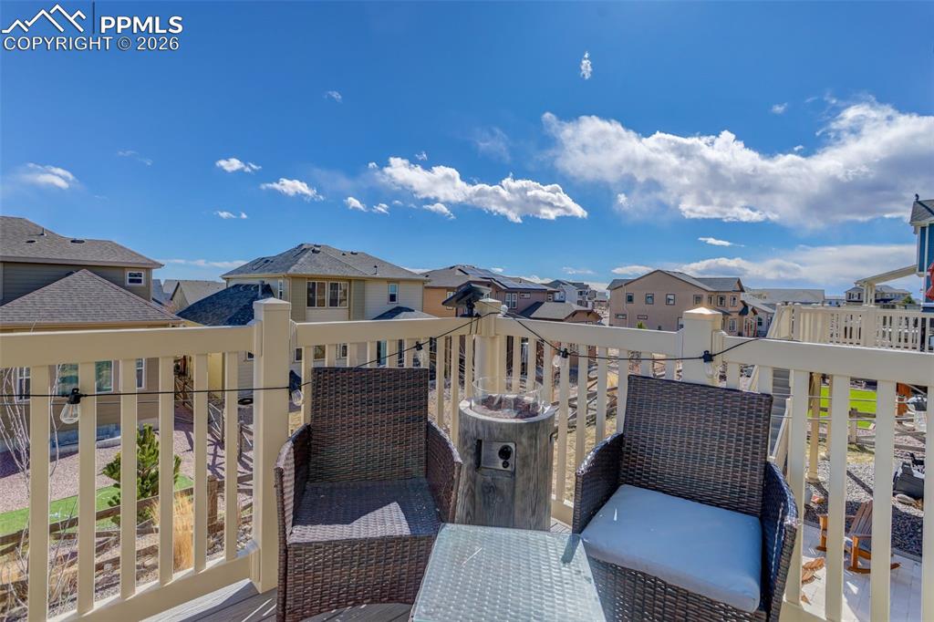 Image 18 of 40: Balcony