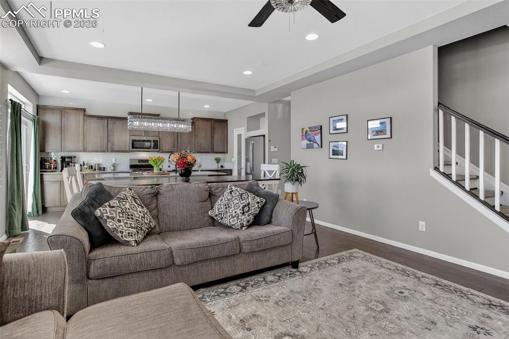 Image 8 of 40: Living Room