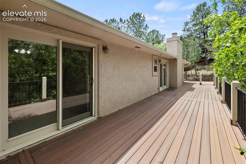 Image 23 of 30: Expansive outdoor space at back of the house