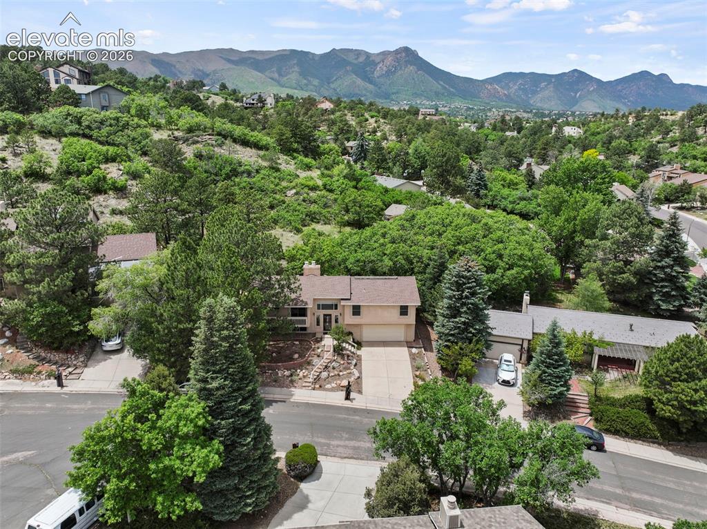 Image 26 of 30: Aerial view of front