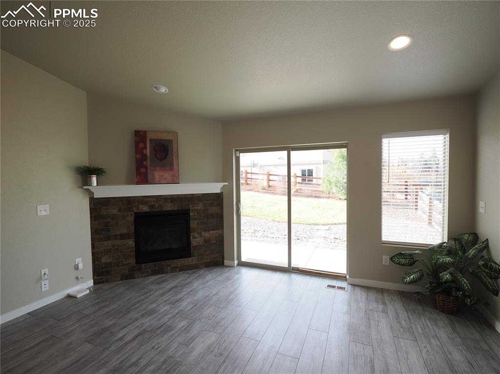 Image 11 of 39: Living Room