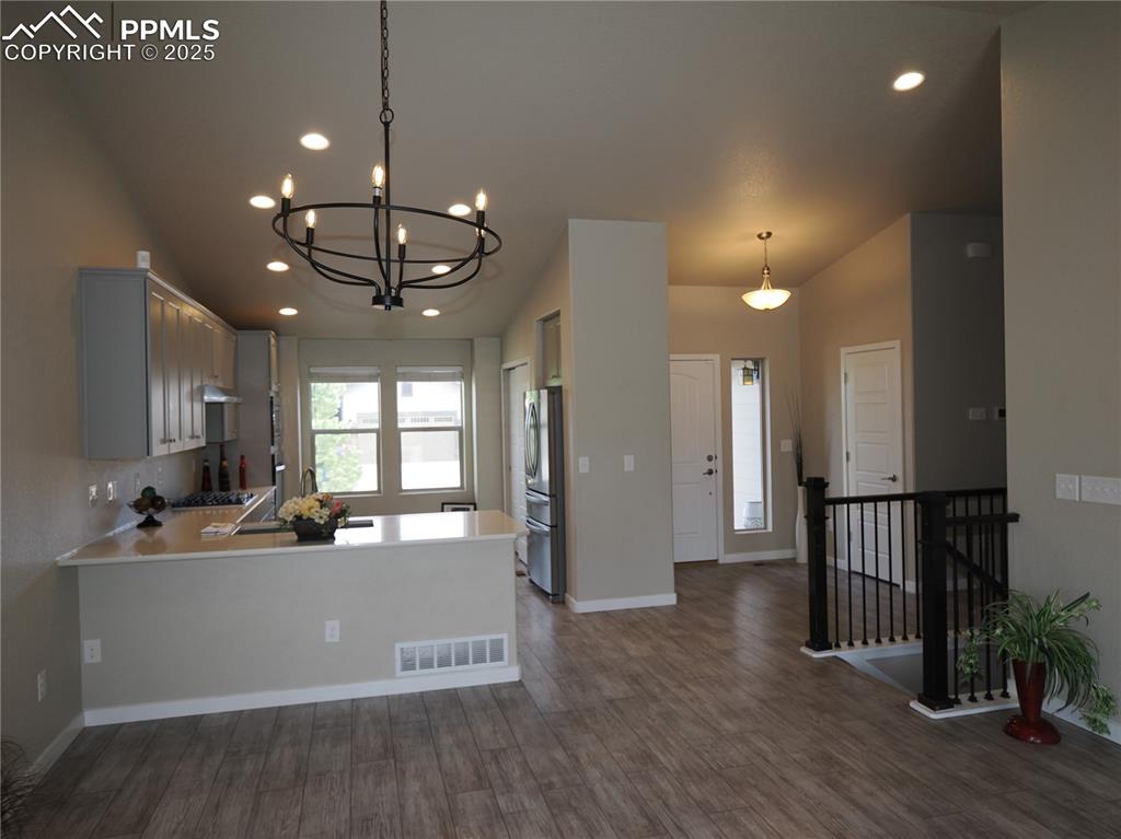 Image 12 of 39: Kitchen