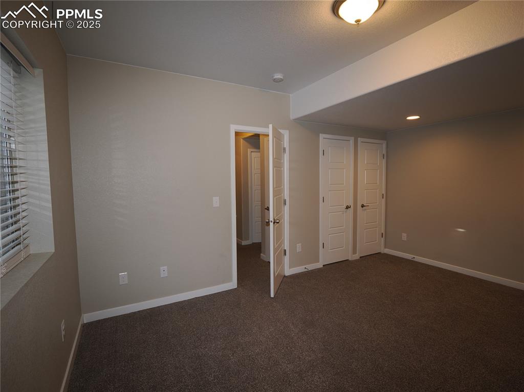 Image 34 of 39: Bedroom