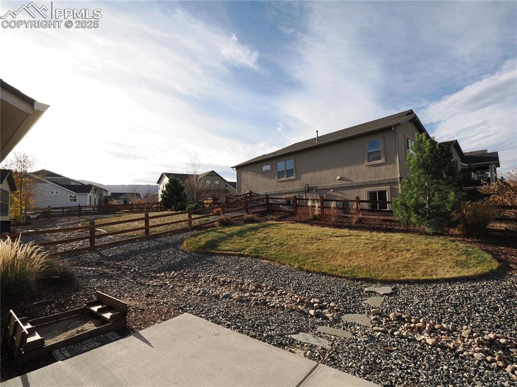 Image 37 of 39: Back of Structure