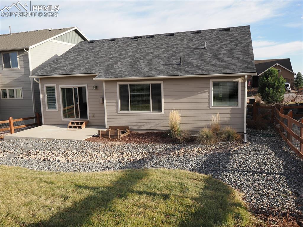 Image 38 of 39: Back of Structure