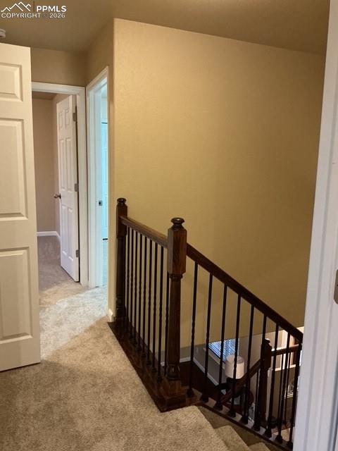 Image 16 of 31: Hall