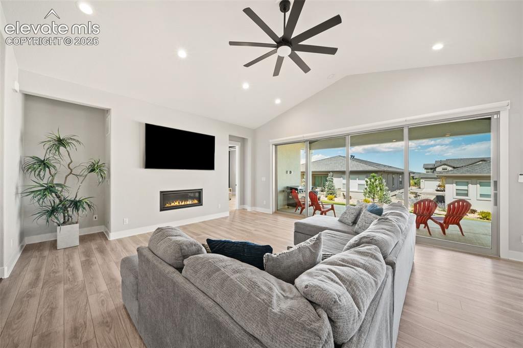 Image 8 of 45: Living Room