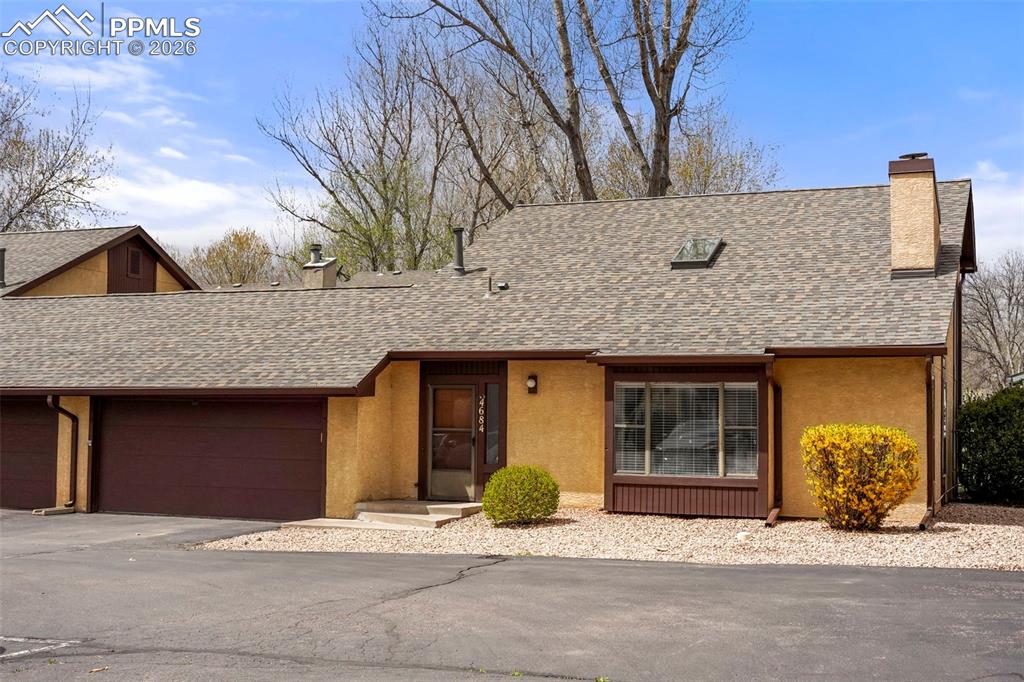 Image 1 of 30: Front of Structure