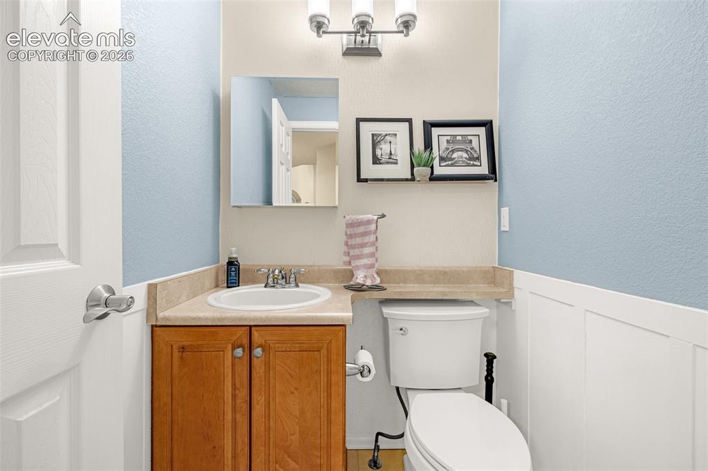 Image 15 of 49: Bathroom