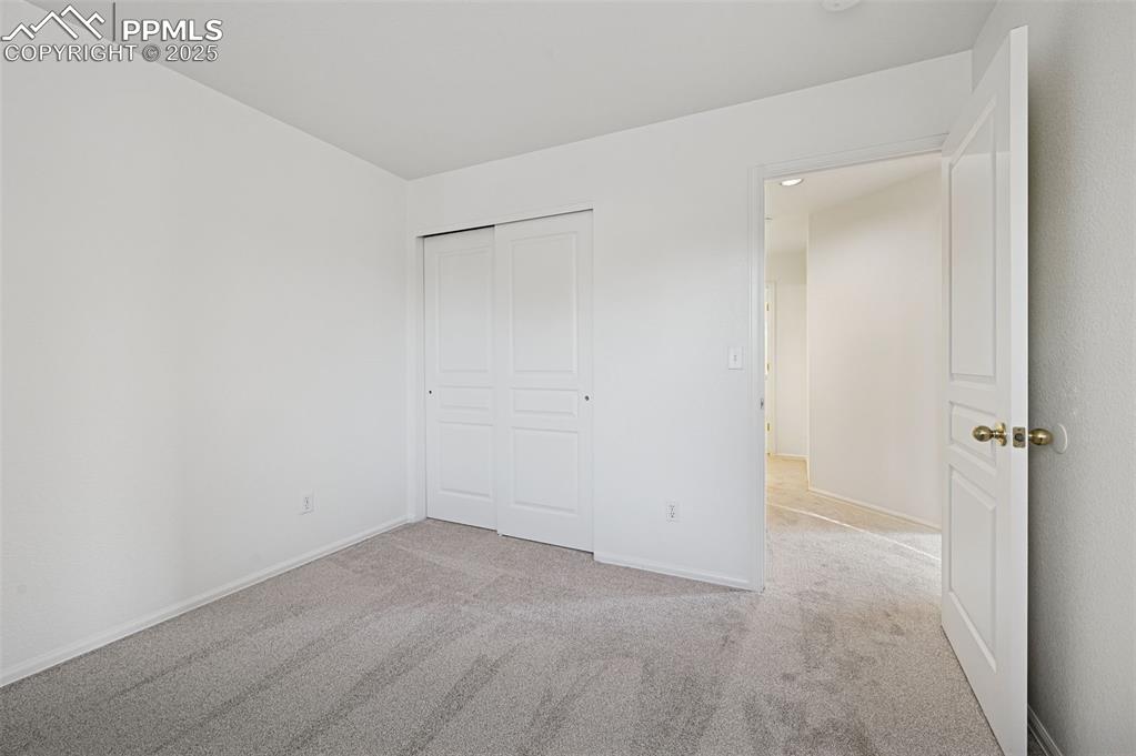 Image 14 of 47: Bedroom