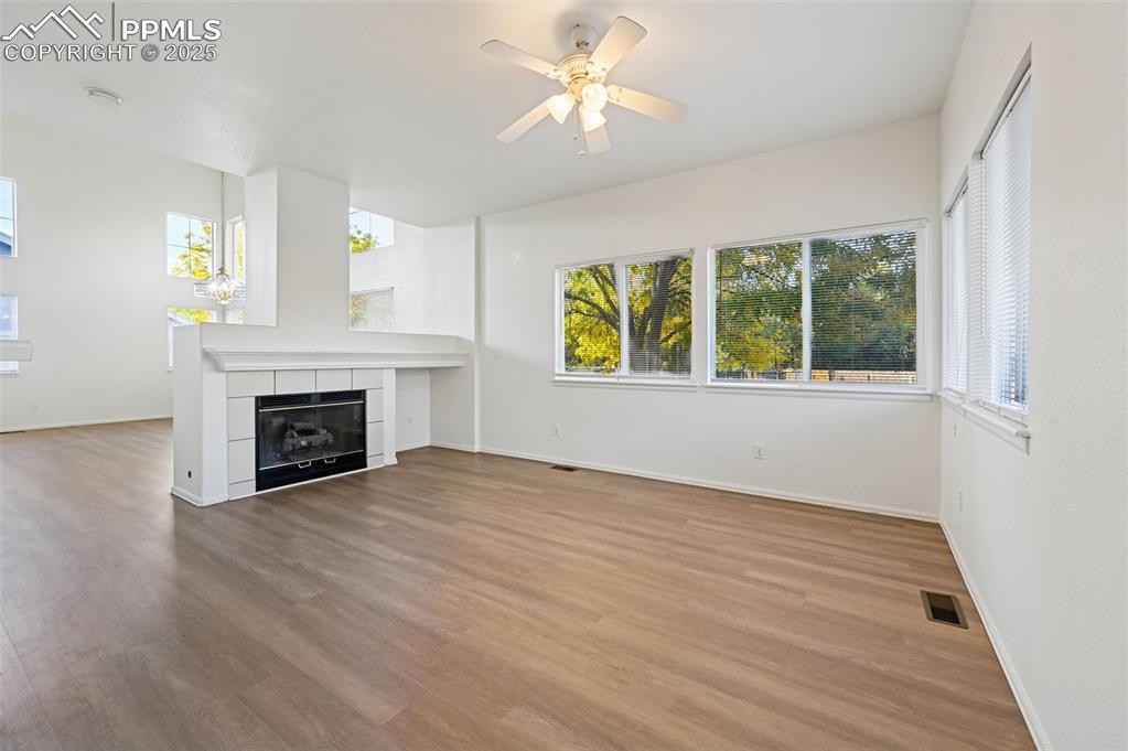 Image 8 of 47: Living Room