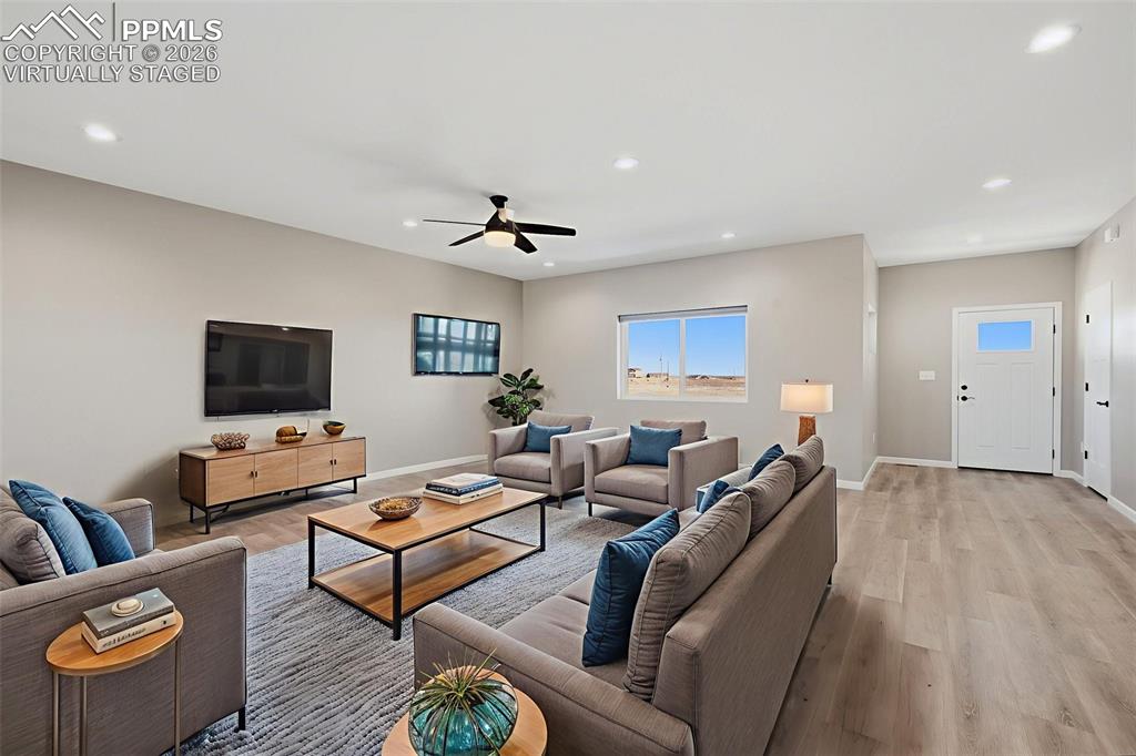 Image 2 of 35: Virtually staged