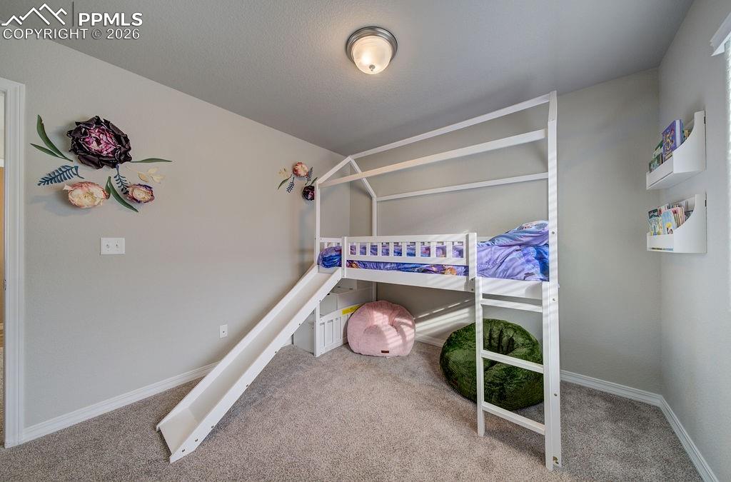 Image 28 of 32: Bedroom