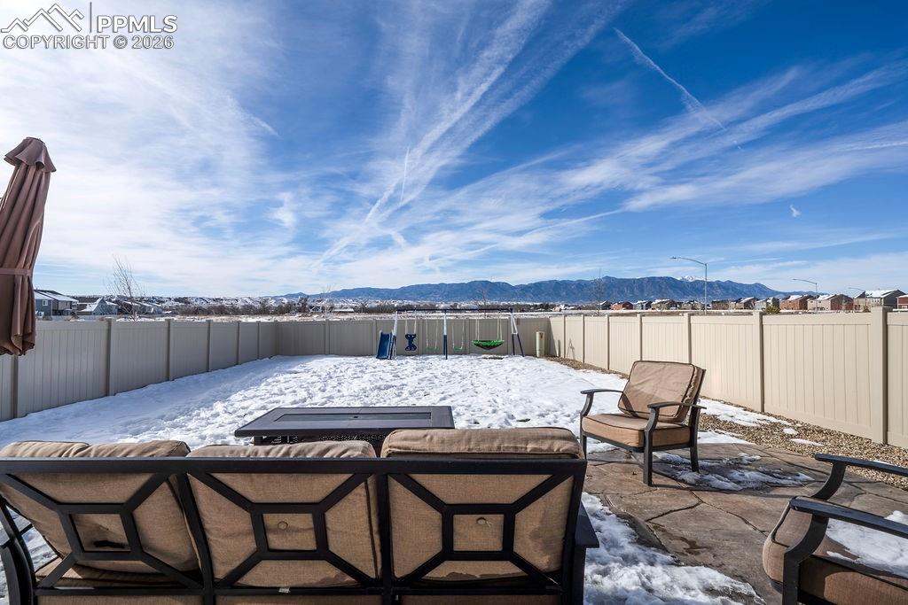 Image 6 of 32: Patio