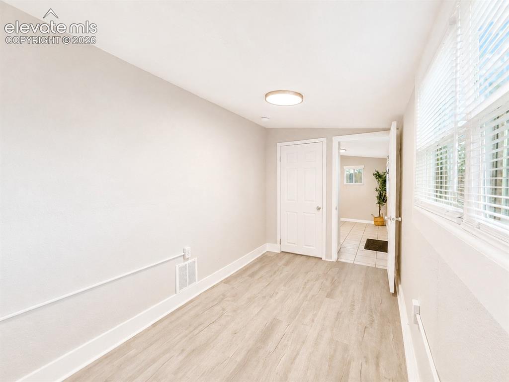 Image 23 of 42: Bonus Room