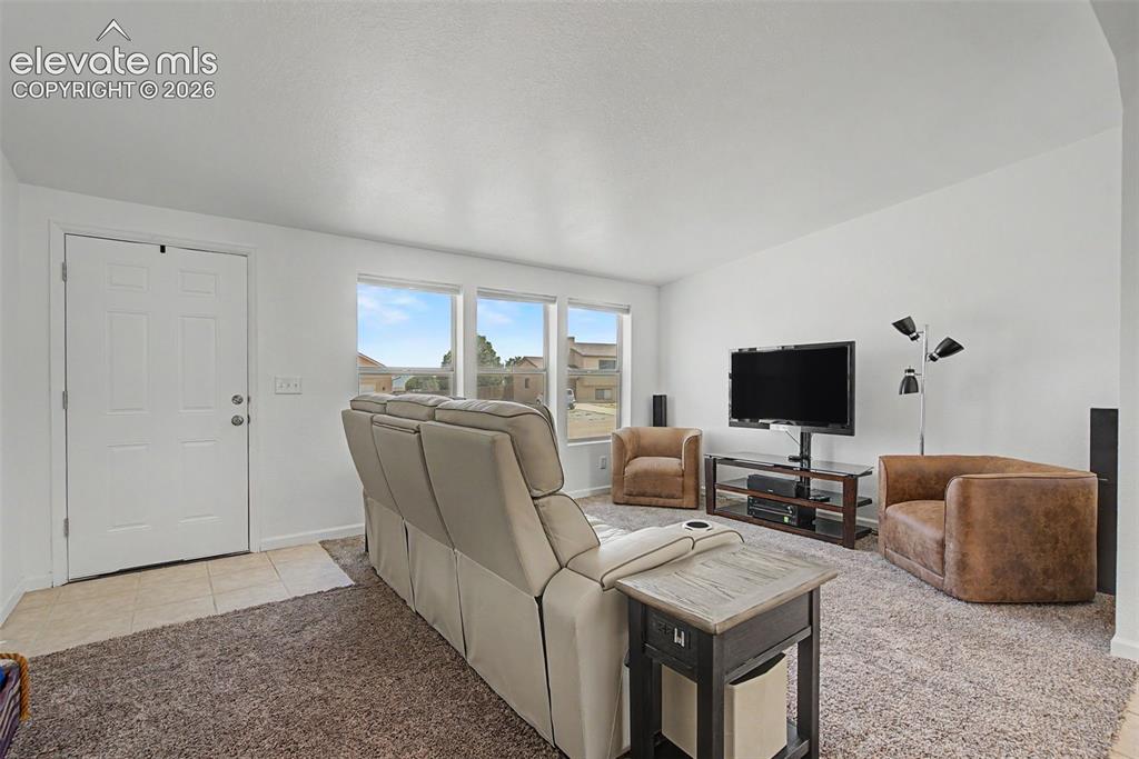 Image 4 of 29: Living Room