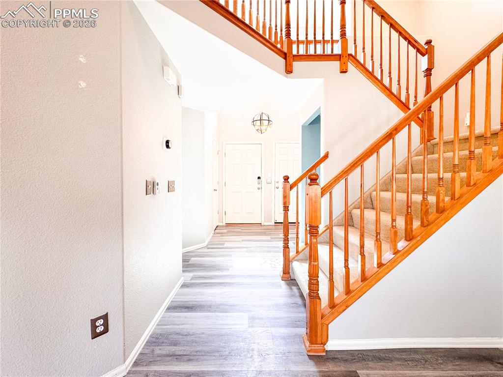 Image 18 of 50: Looking into the front foyer