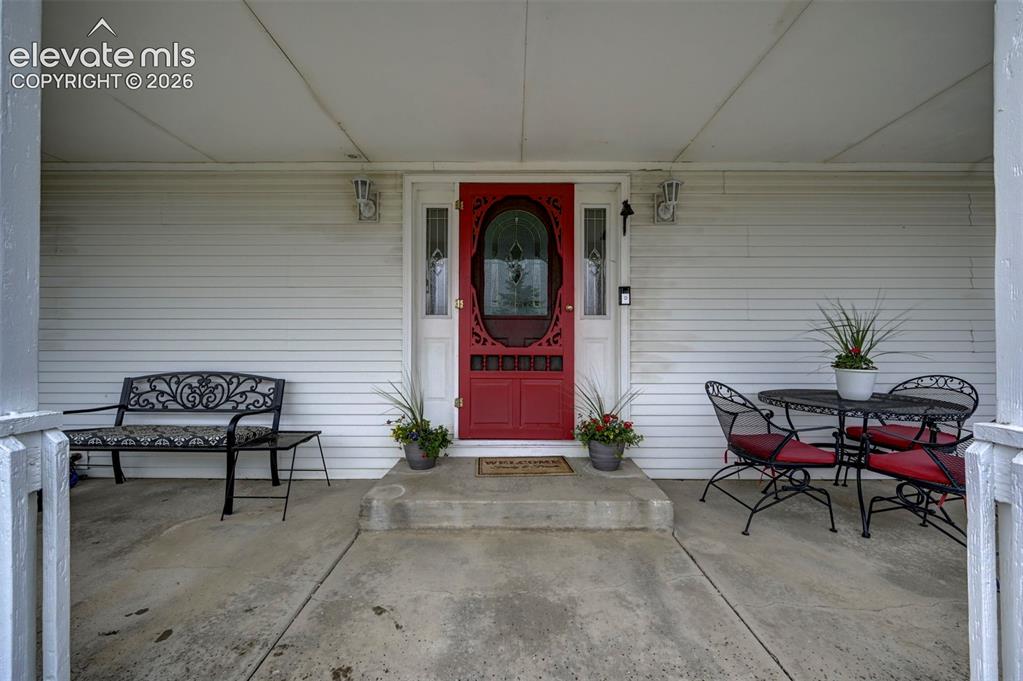 Image 3 of 42: Entry