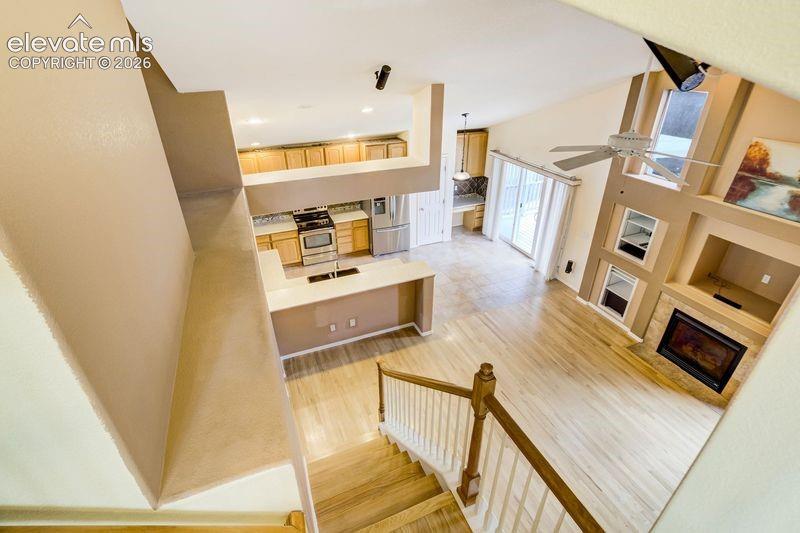 Image 48 of 48: Loft