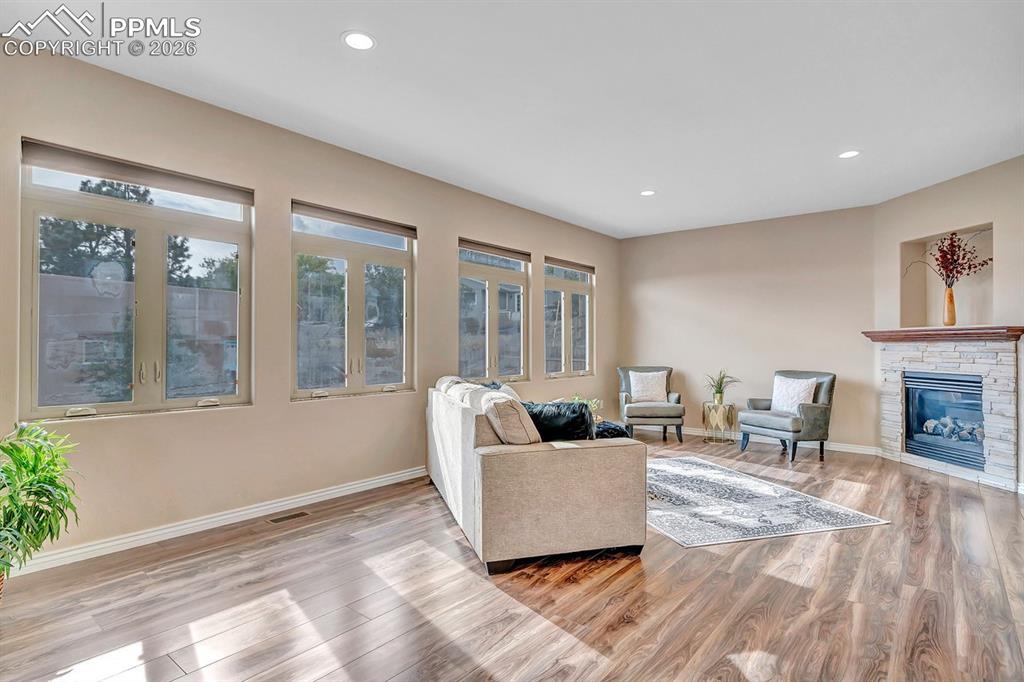 Image 3 of 41: So much room to spread out!