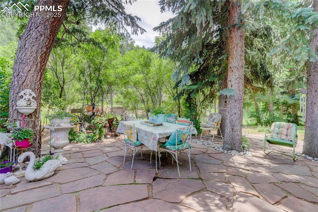 Image 30 of 41: Perfect for outdoor dining