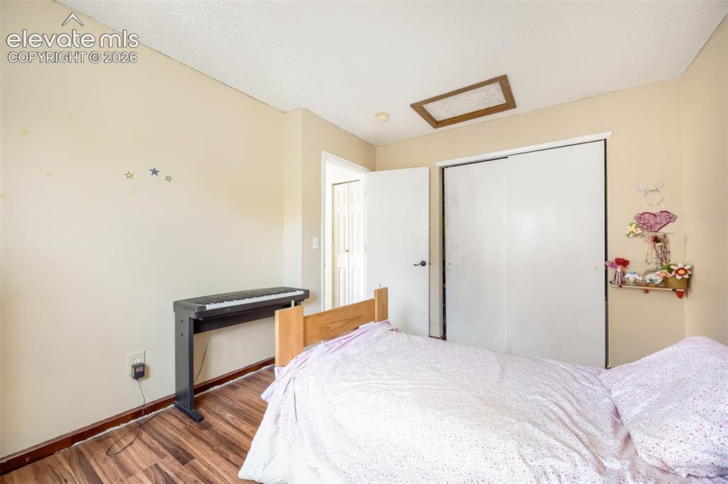 Image 18 of 33: Upper Level