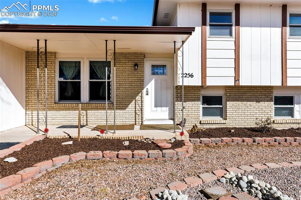 Image 2 of 36: Entry