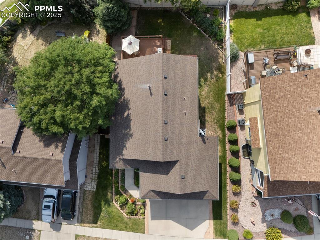 Image 30 of 36: Aerial overview of property