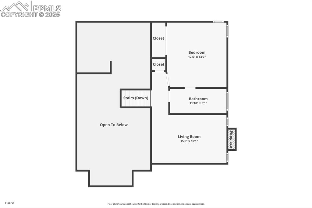 Image 36 of 36: View of room layout