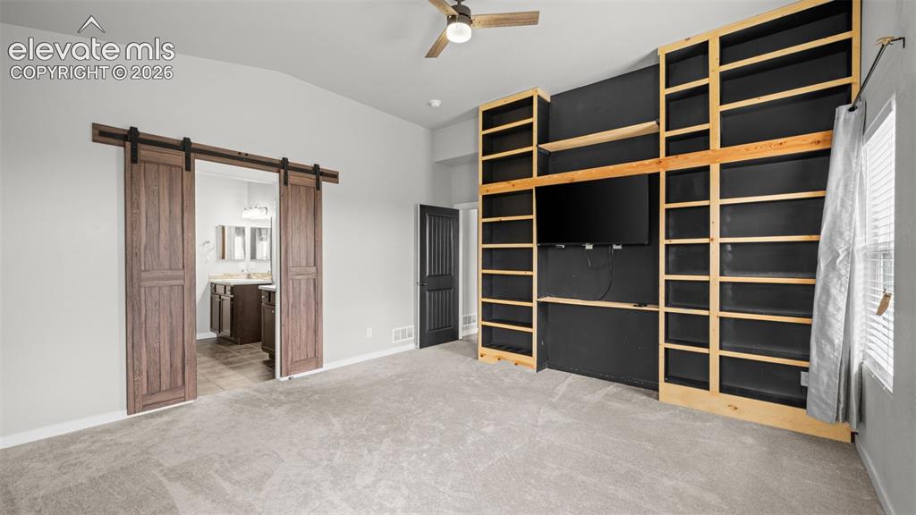 Image 22 of 47: Master Bedroom
