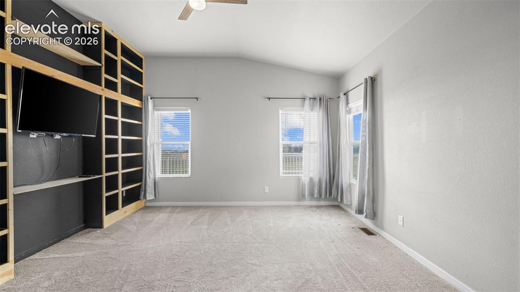 Image 26 of 47: Master Bedroom