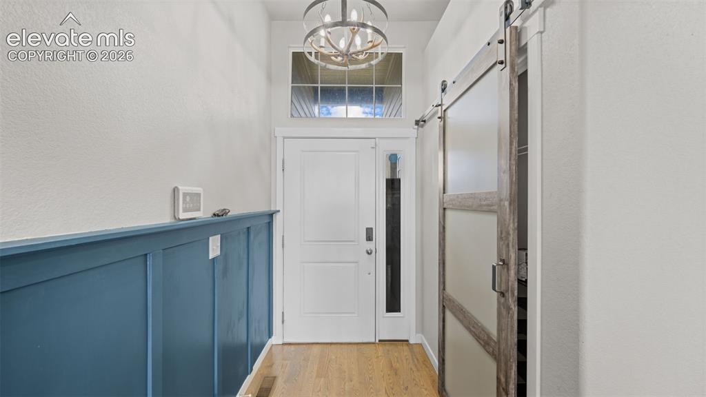 Image 6 of 47: Entry