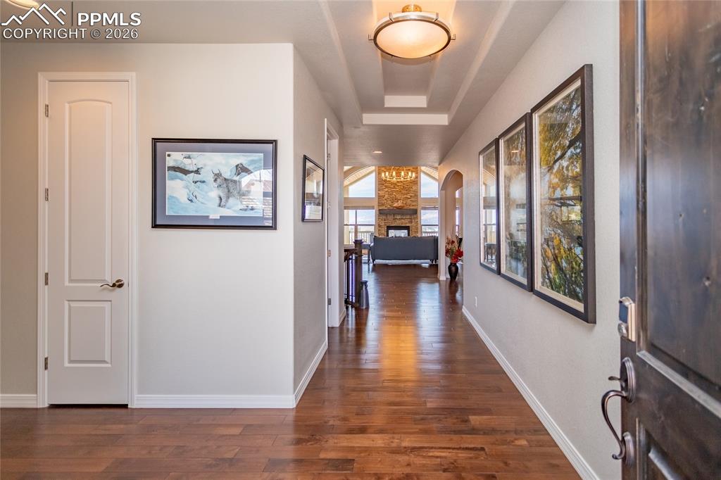 Image 3 of 50: Entrance Foyer