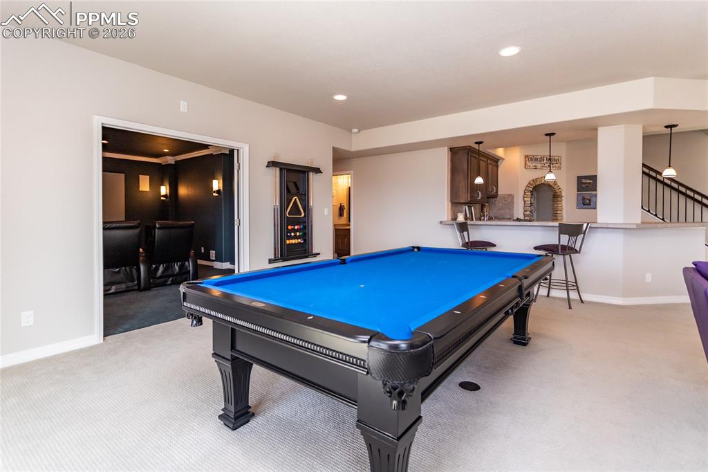 Image 33 of 50: Family Room