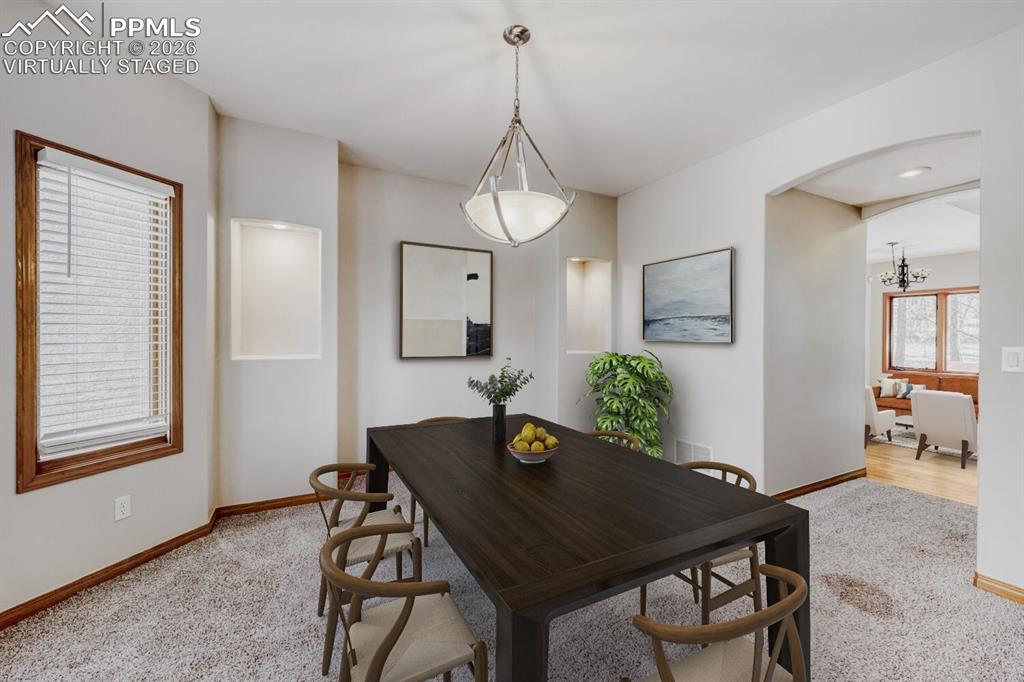 Image 12 of 31: Kitchen