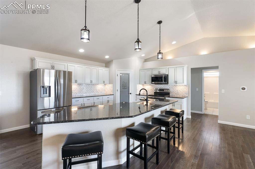 Image 11 of 49: Kitchen